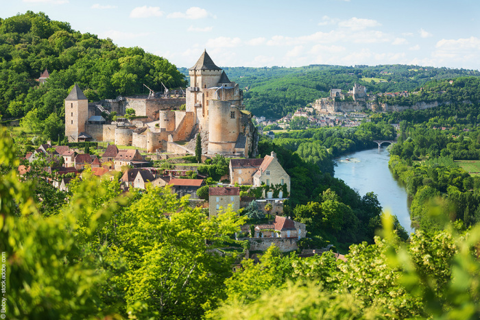 LES RICHESSES DU PERIGORD ET DECOUVERTE DE LA TRUFFE NOIRE - 910