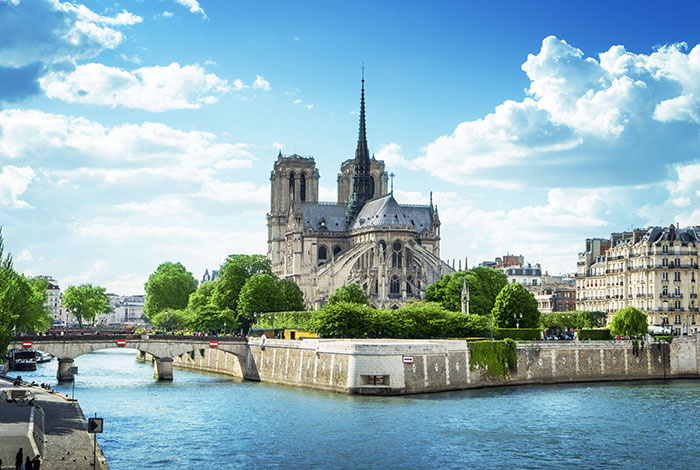 Paris, en liberté Paris, en liberté